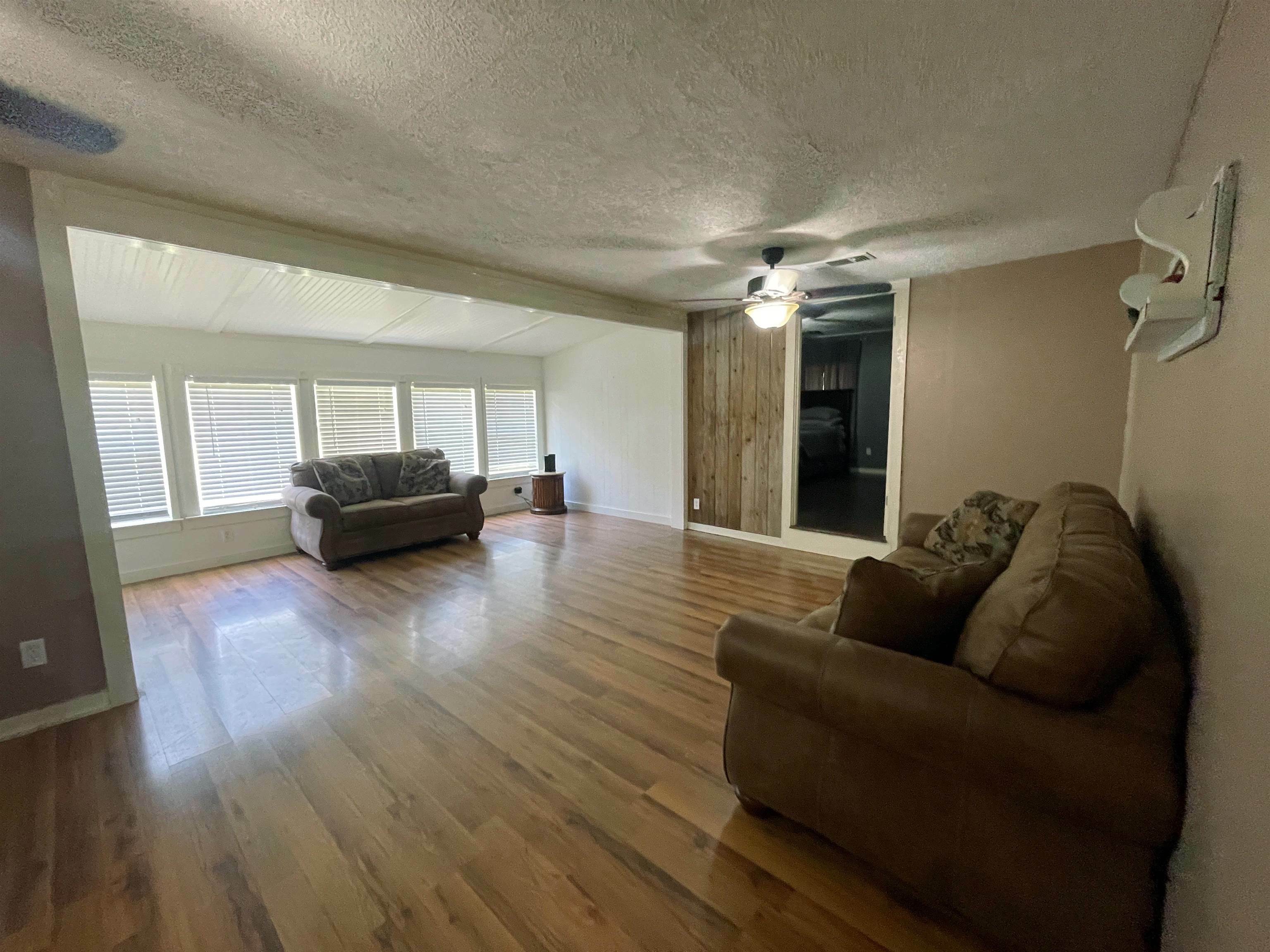 Property Photo: 3927 Cooks Rd TX 77656