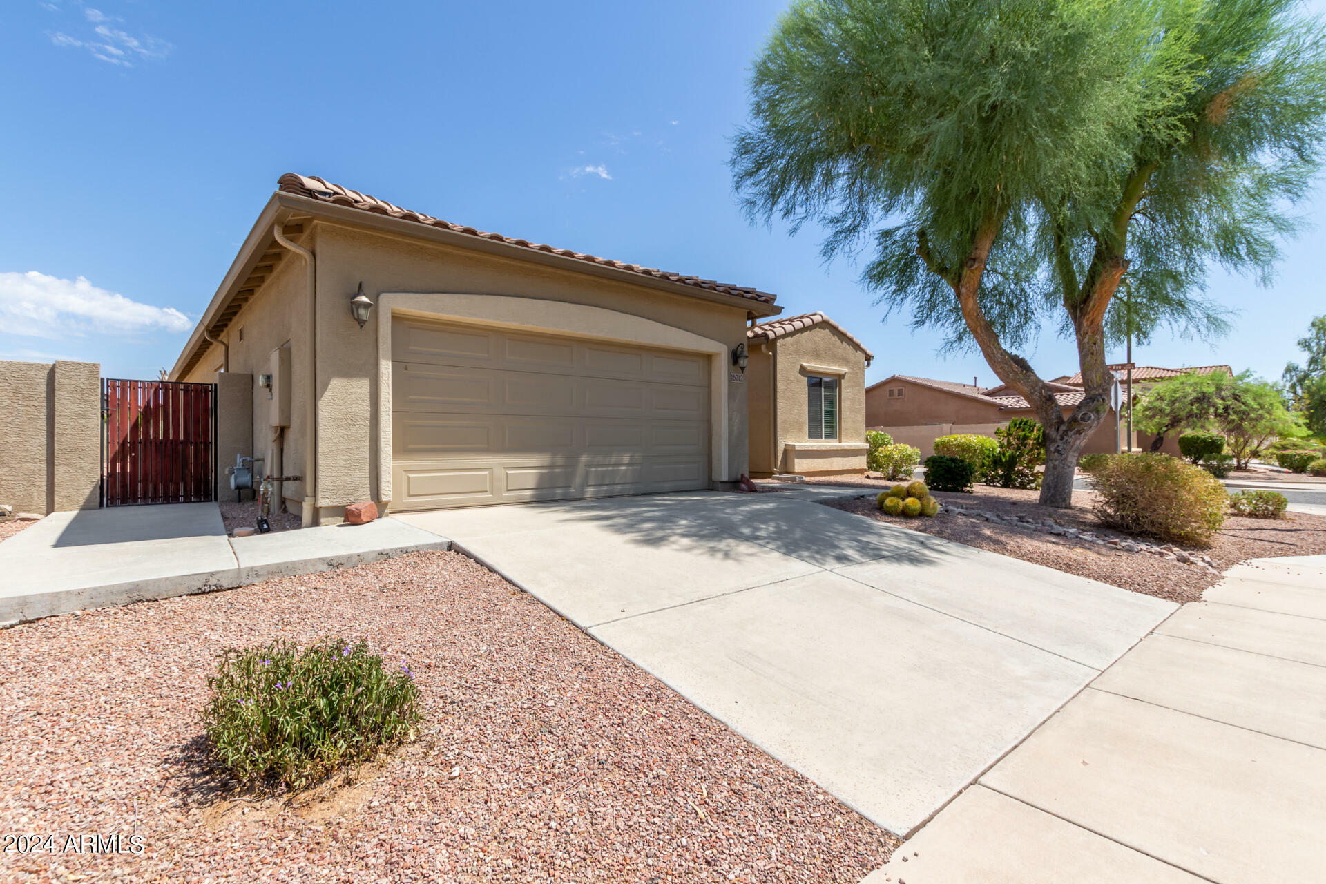 Property Photo:  16212 W Desert Mirage Drive  AZ 85379 