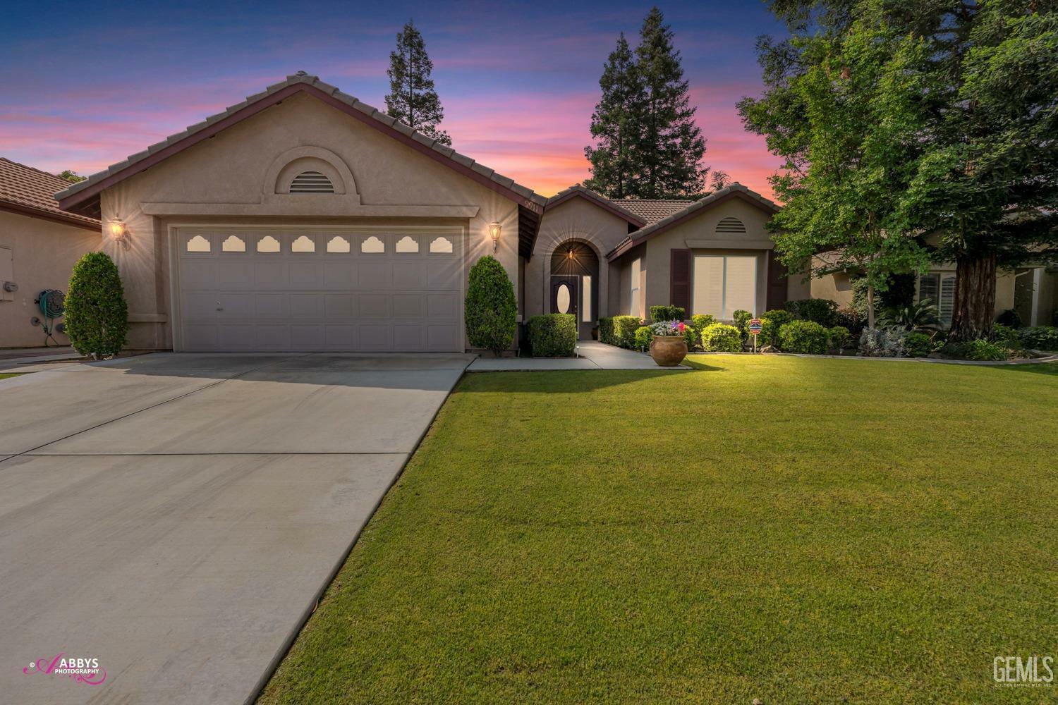 Property Photo:  9911 Brandy Rose Street  CA 93311 