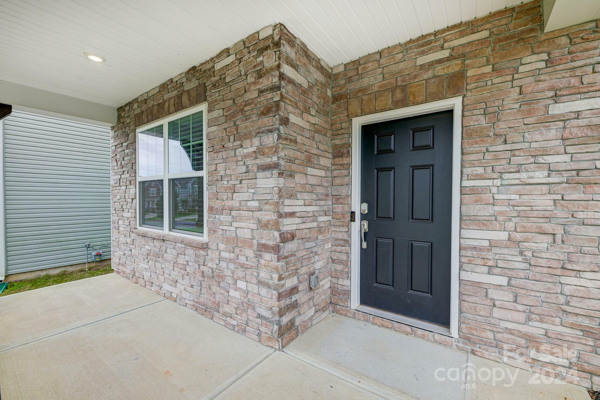 Property Photo:  136 Haddonsfield Drive  NC 28115 