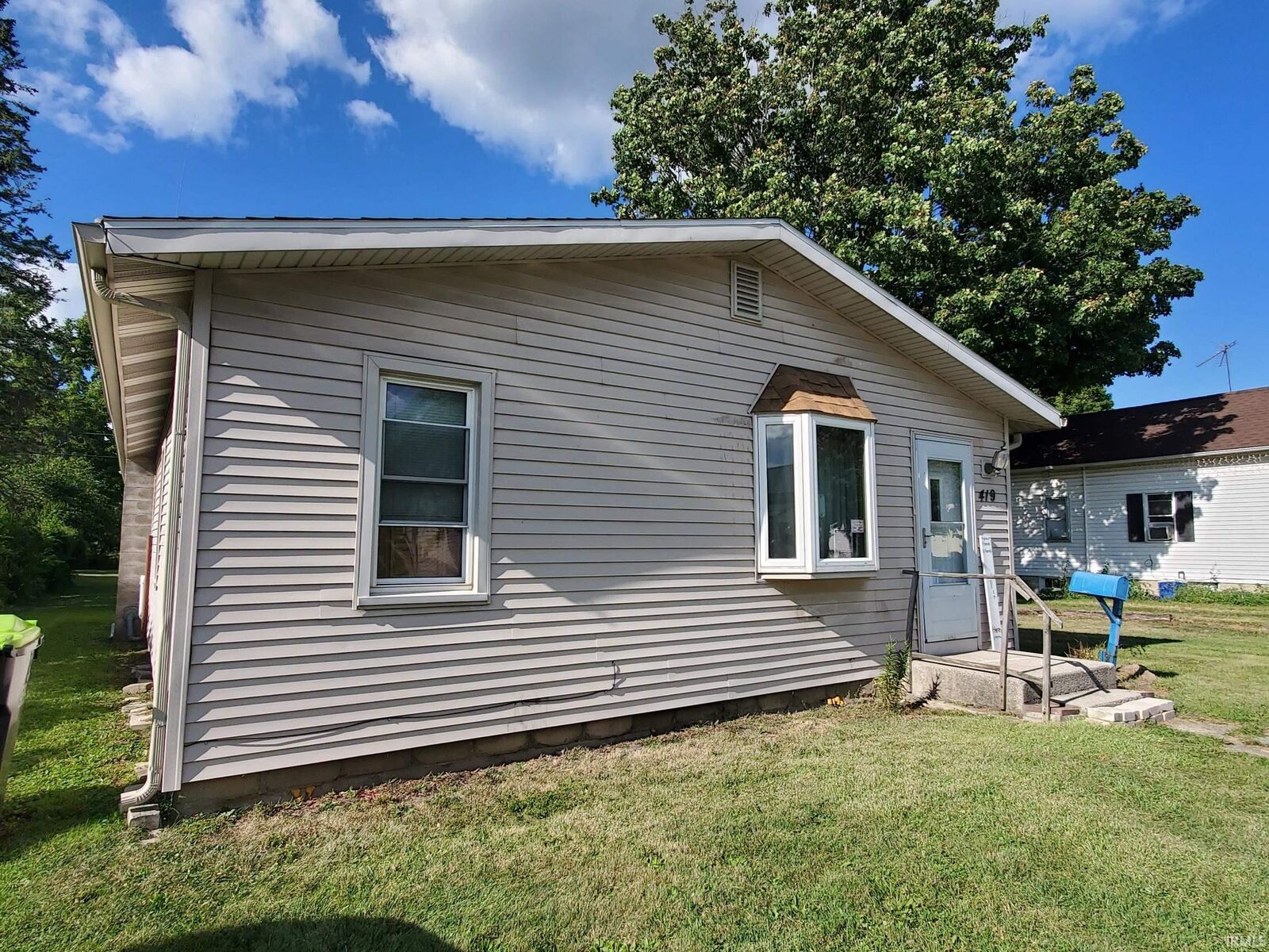 Property Photo:  419 W Main Street  IN 46721 