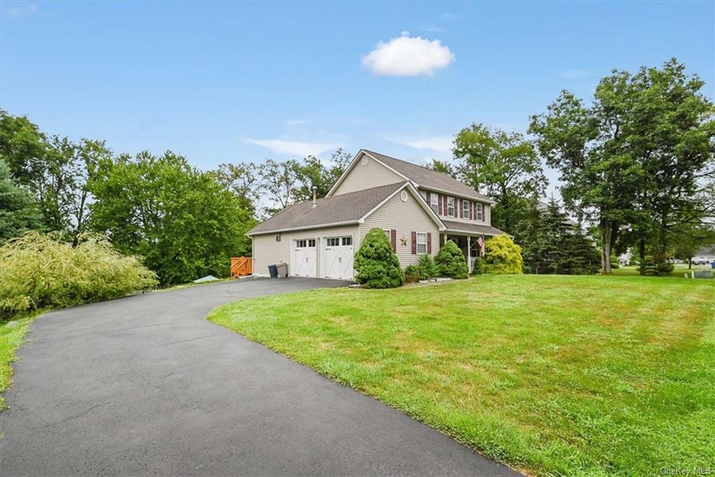 Property Photo:  8 Seals Drive  NY 10950 