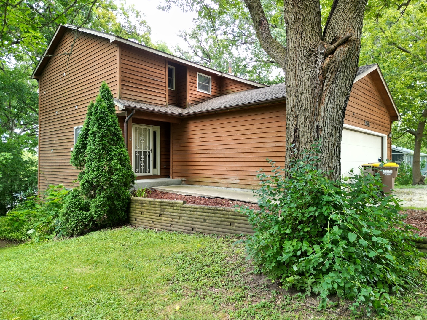 Property Photo:  3818 Burton Trail  IL 60014 