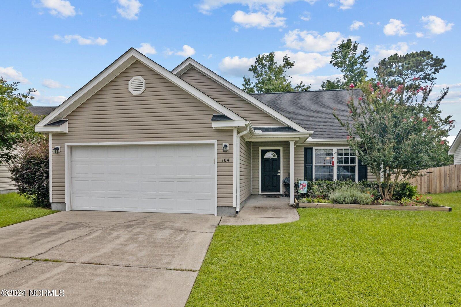 Property Photo: 104 Els Lane NC 28560