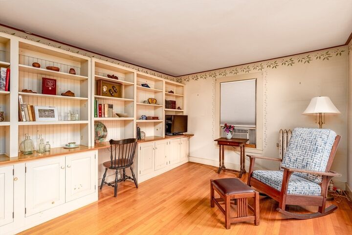 Property Photo:  429 South St  MA 01746 