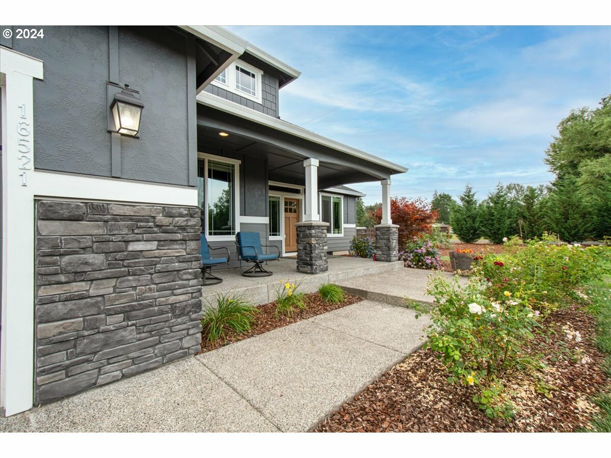 Property Photo:  16521 NE 170th Ave  WA 98606 