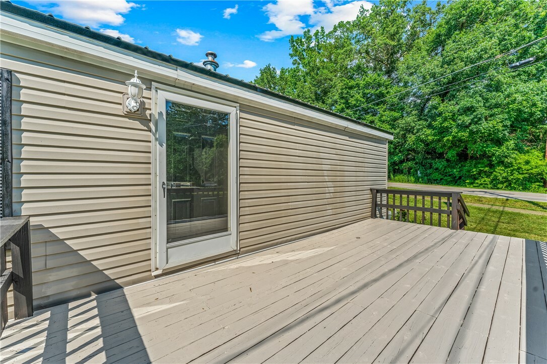 Property Photo:  328 S Shenango  PA 16137 