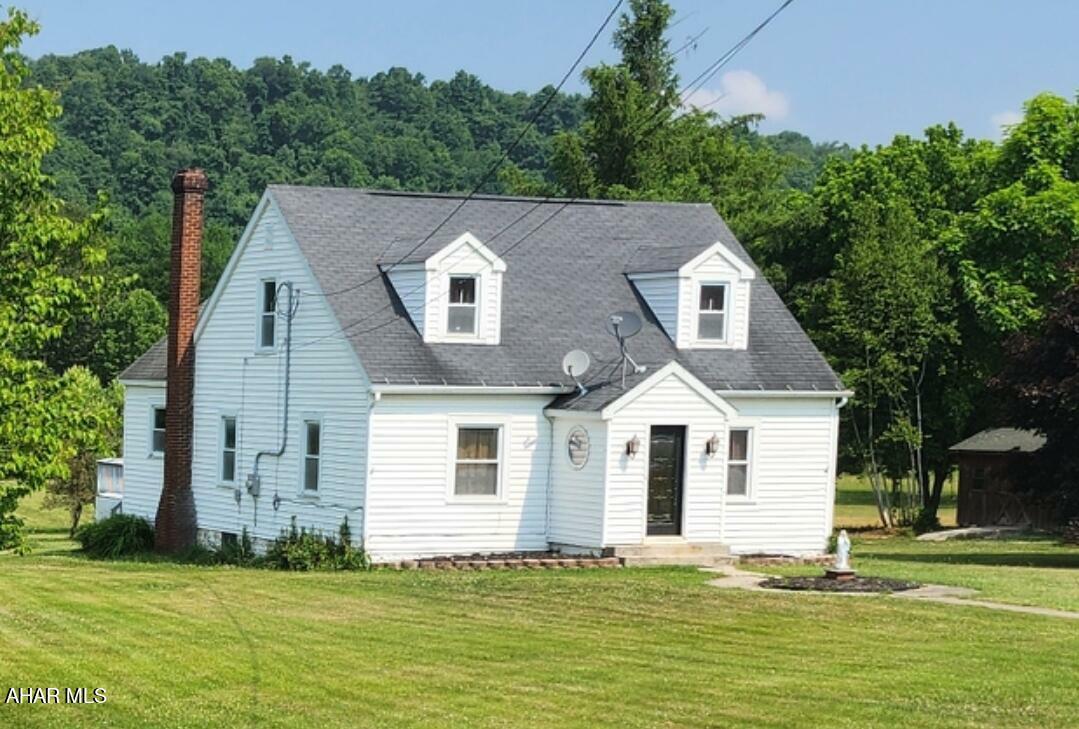 Property Photo:  168 Groggin Lane  PA 15946 