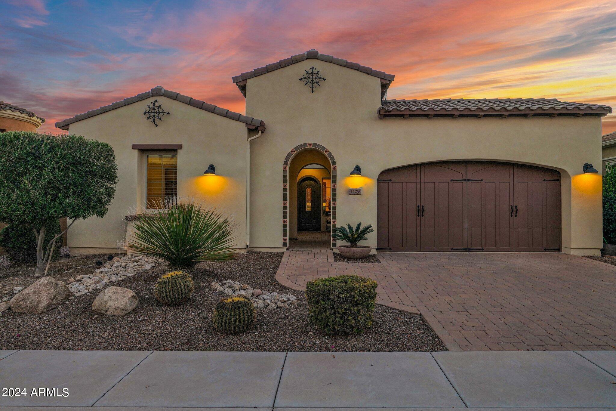 Property Photo:  1429 E Sweet Citrus Drive  AZ 85140 