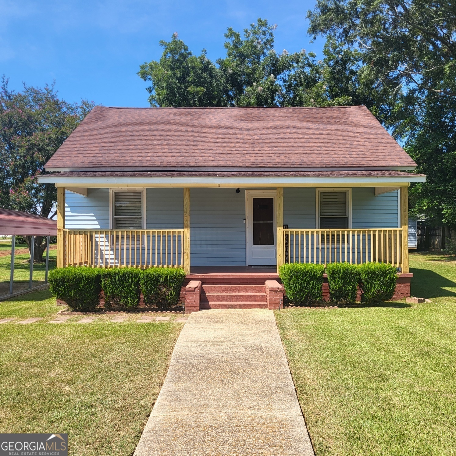 Property Photo: 2109 35th Street AL 36854