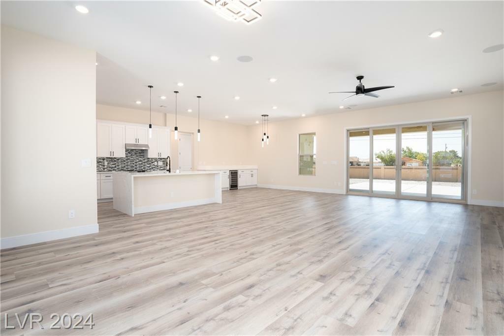 Property Photo:  1661 East Laguna Street  NV 89048 