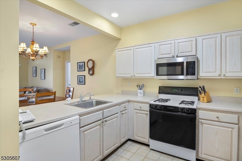 Property Photo:  3313 Cleveland Ln  NJ 07866 