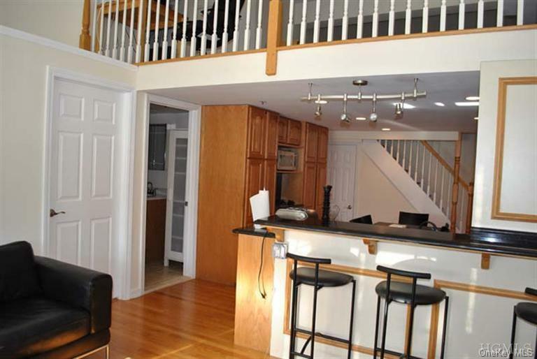 Property Photo:  3412 Villa At The Woods 3412  NY 10566 