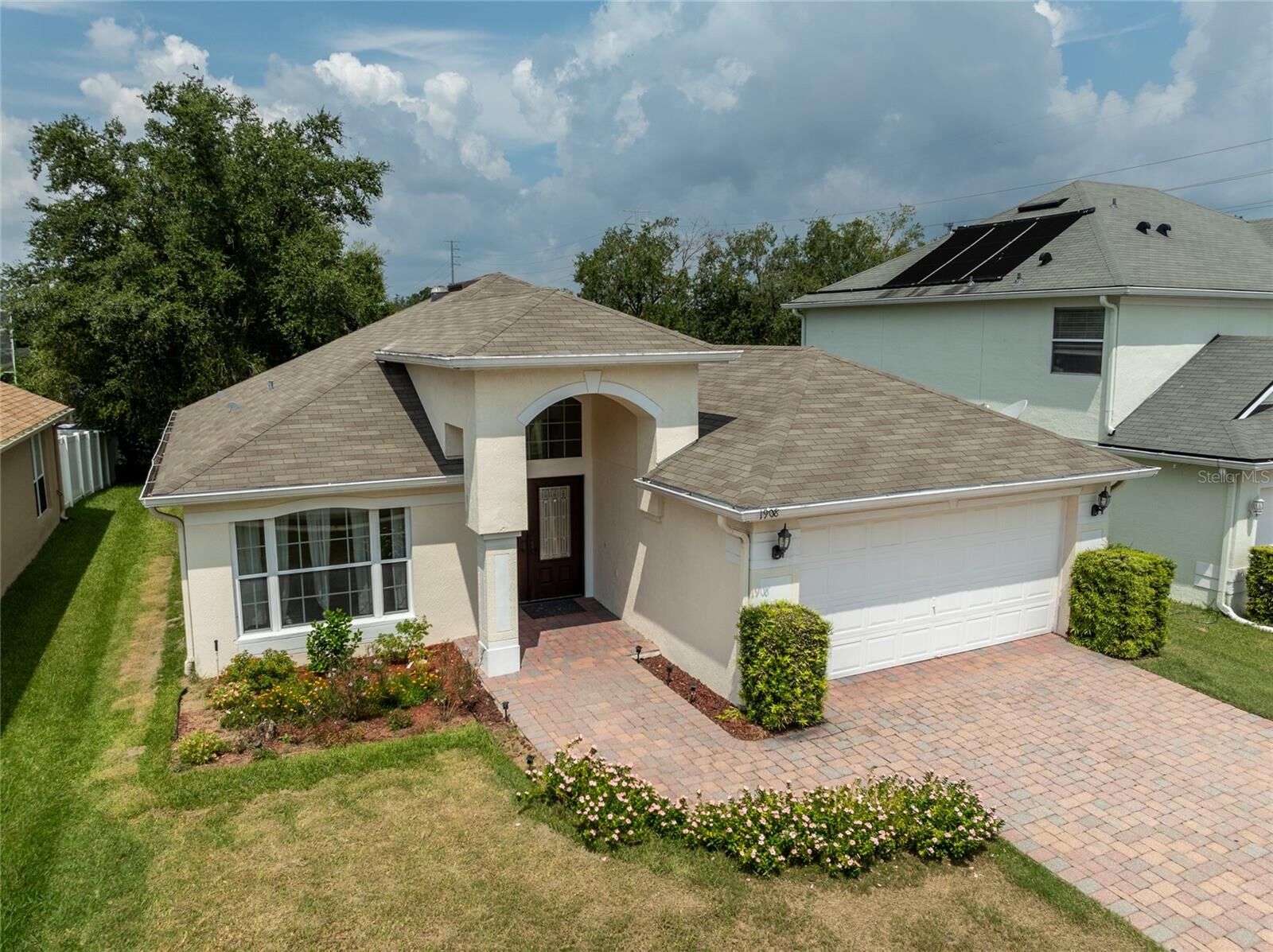 Property Photo:  1908 Pine Bay Drive  FL 32746 