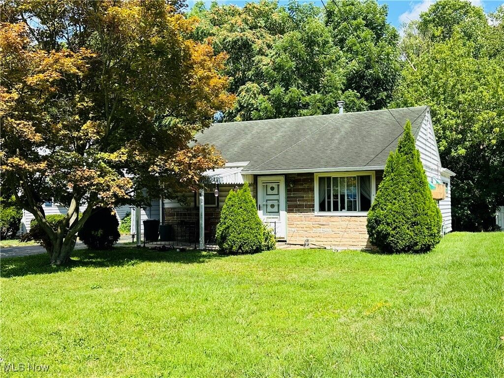 Property Photo:  155 N Navarre Avenue  OH 44515 