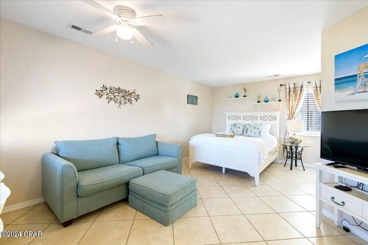 Property Photo: 4114 Holiday Drive 8 FL 32408