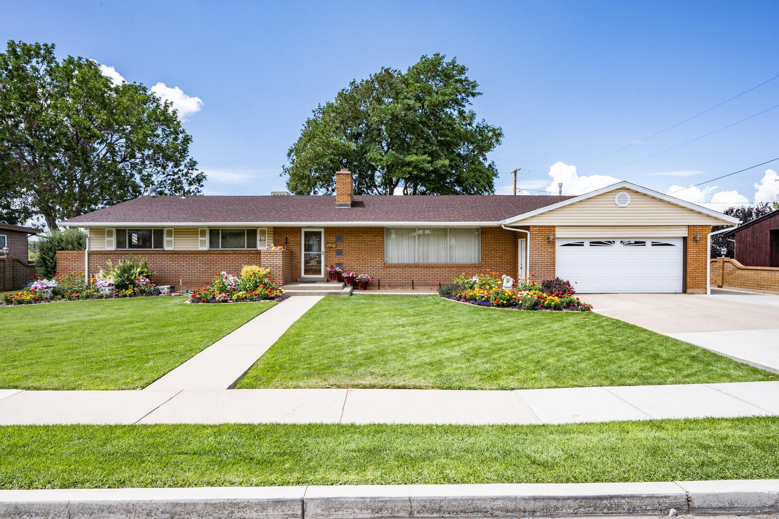 Property Photo:  217 Highland Dr  UT 84720