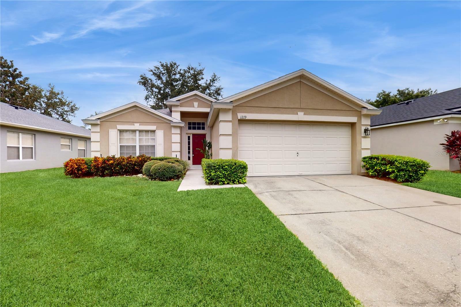 Property Photo:  1219 Snug Harbor Drive  FL 32707 