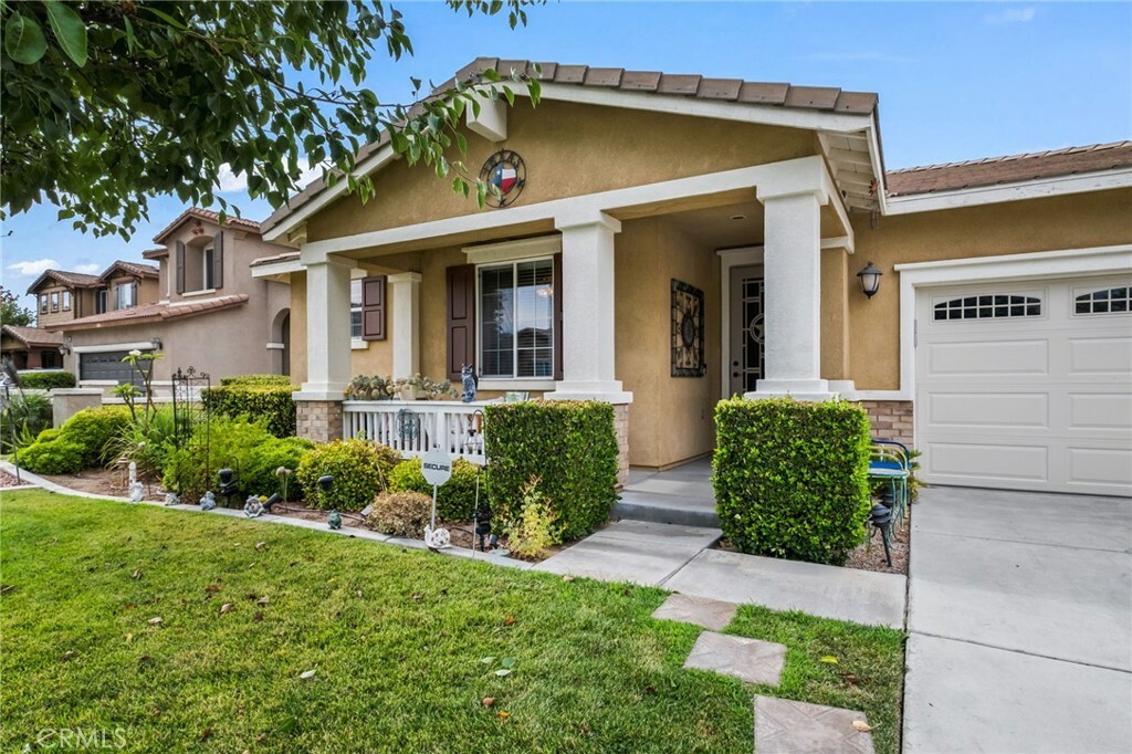 Property Photo:  29392 Harlequin Court  CA 92584 