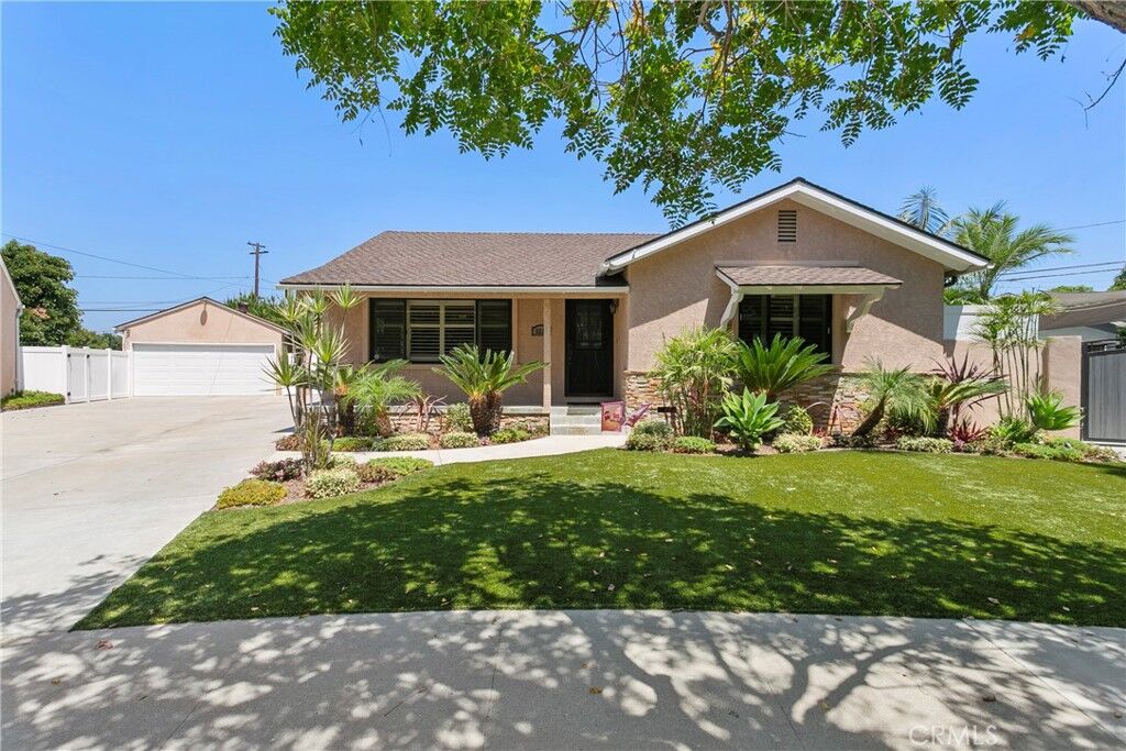 Property Photo: 5232 Bixler CA 90712