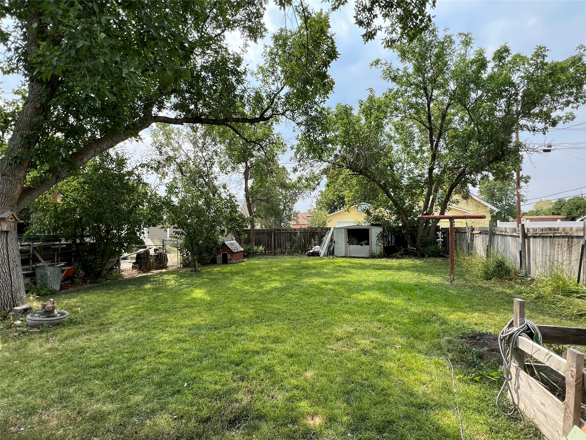 Property Photo:  313 W Riggs Street  MT 59635 