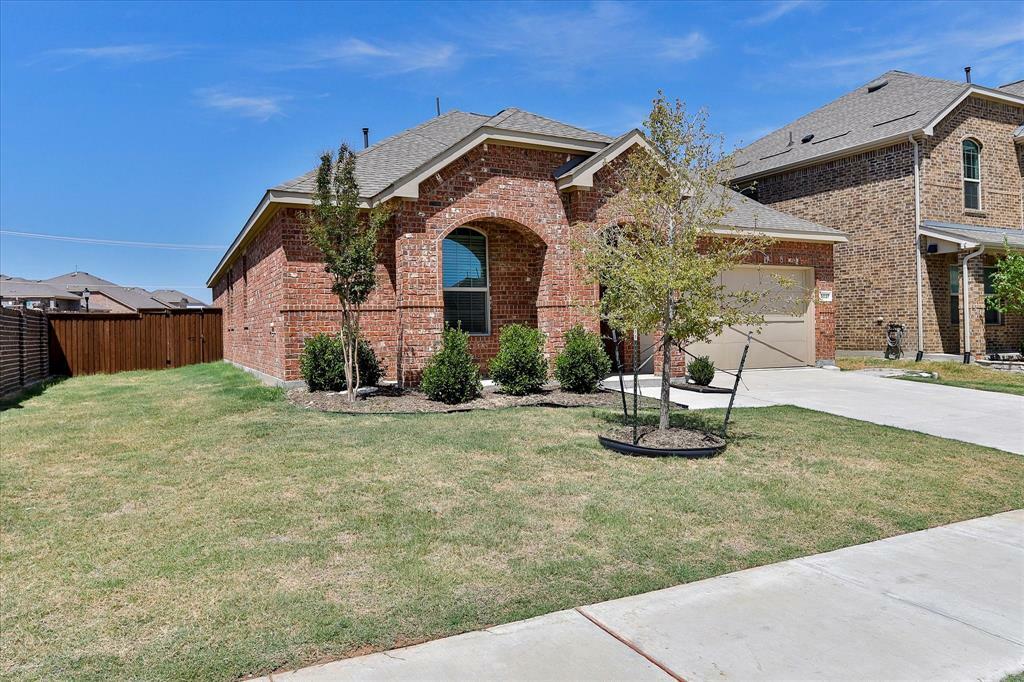 Property Photo:  5037 Salinger Drive  TX 76227 