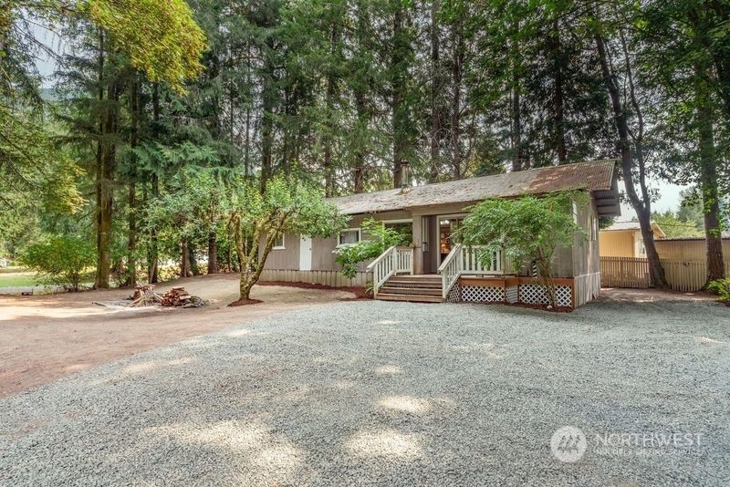 Property Photo:  20 Morgan Lane  WA 98320 