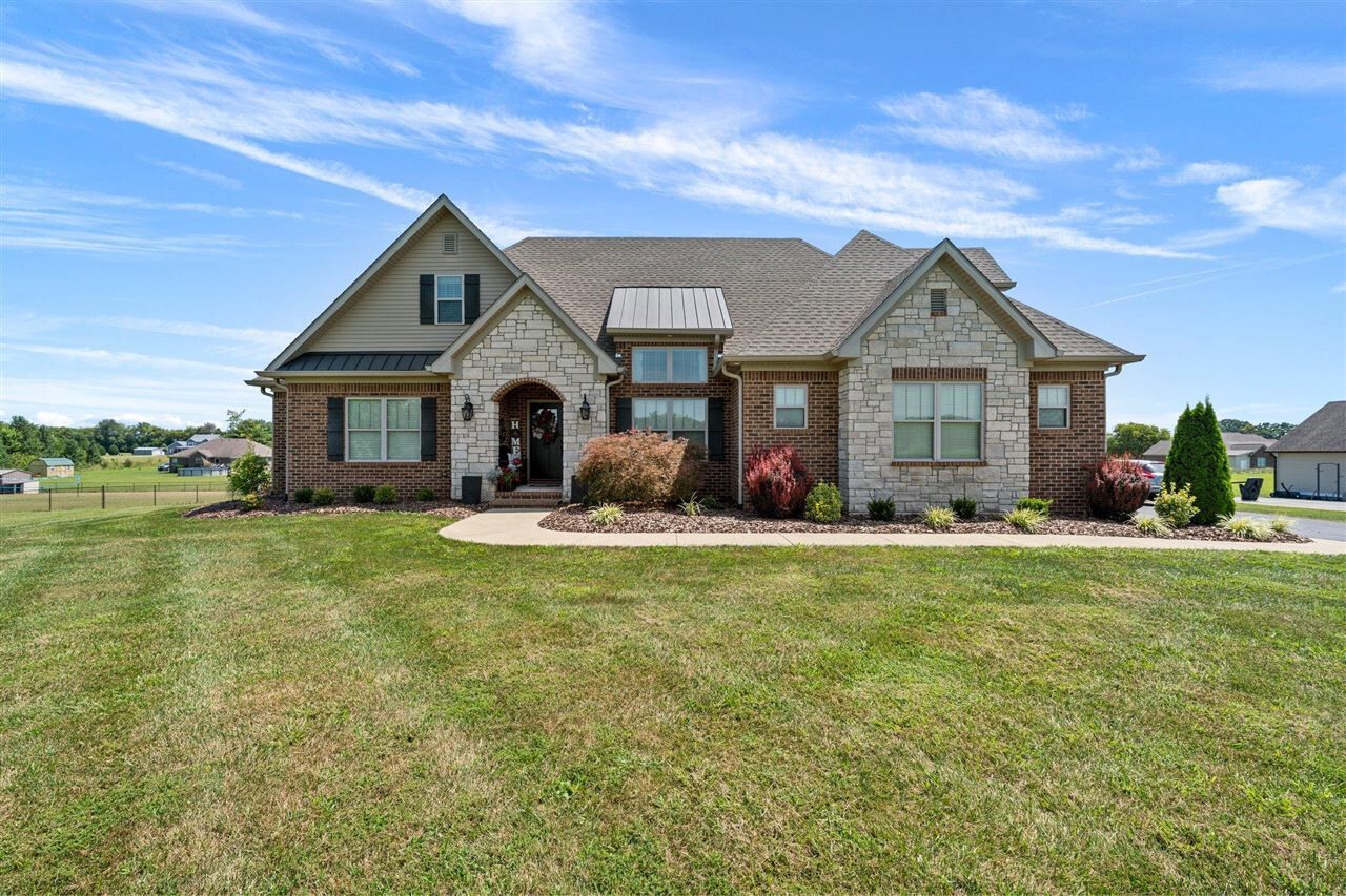 Property Photo: 2320 Murphy Road KY 42101