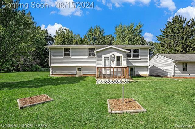 Property Photo:  1122 Roberts Drive  MI 48455 