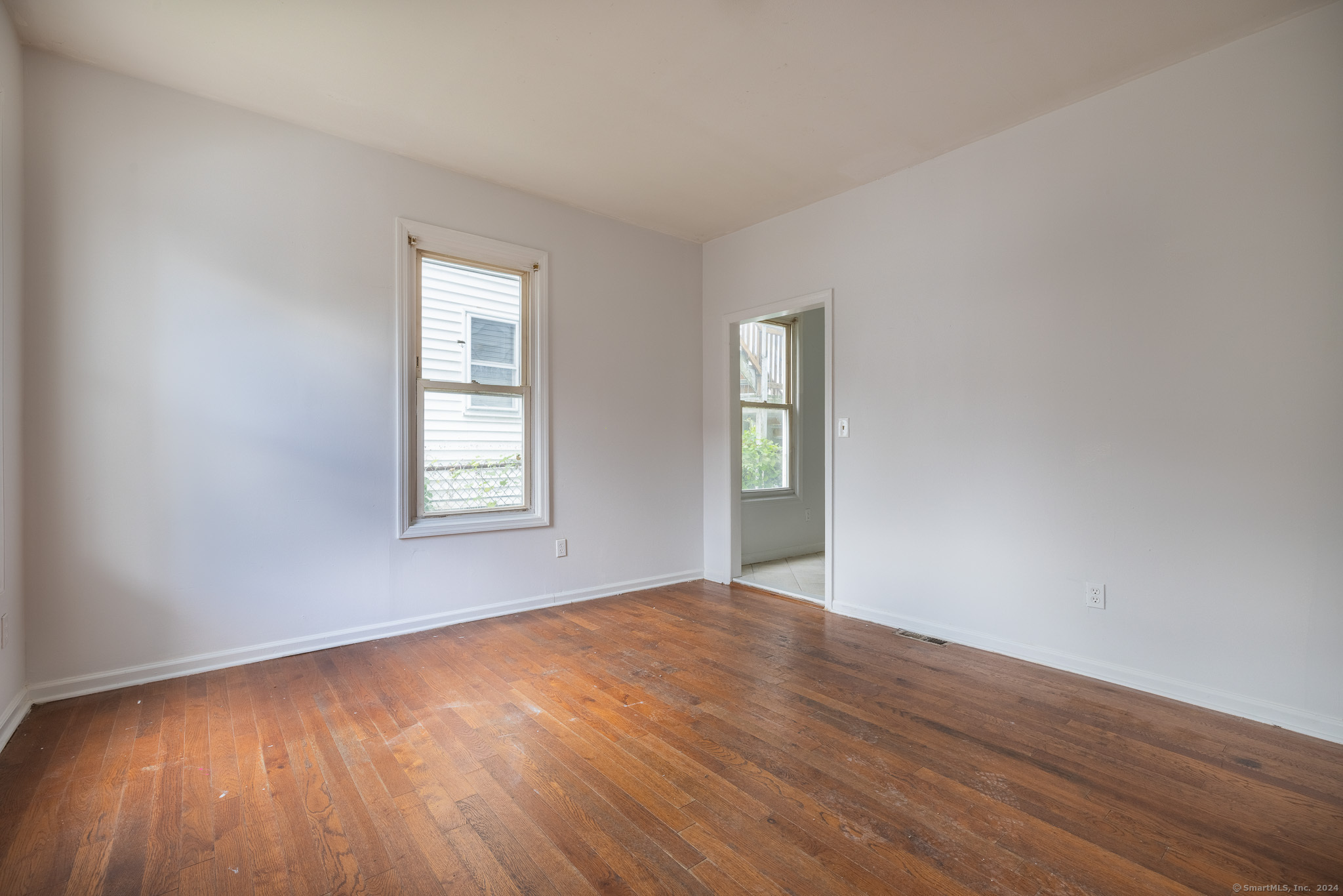 Property Photo:  32 Orland Street 1st Floor Left  CT 06605 