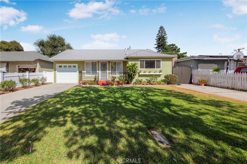 Property Photo:  4042 N Yaleton Avenue  CA 91722 