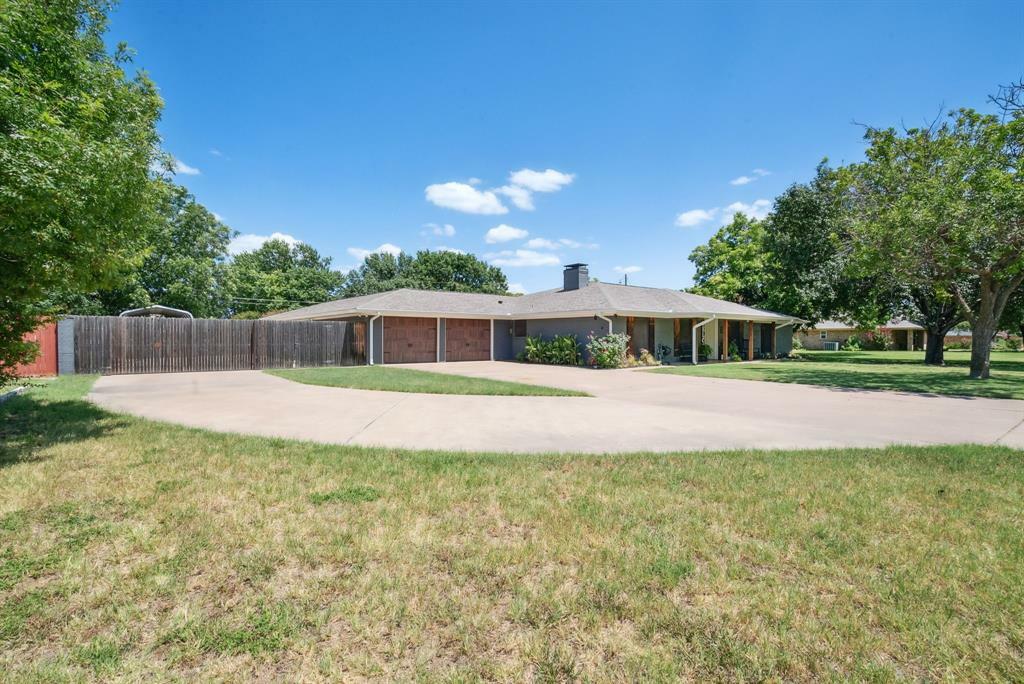 Property Photo:  185 Brittain Circle  TX 76401 