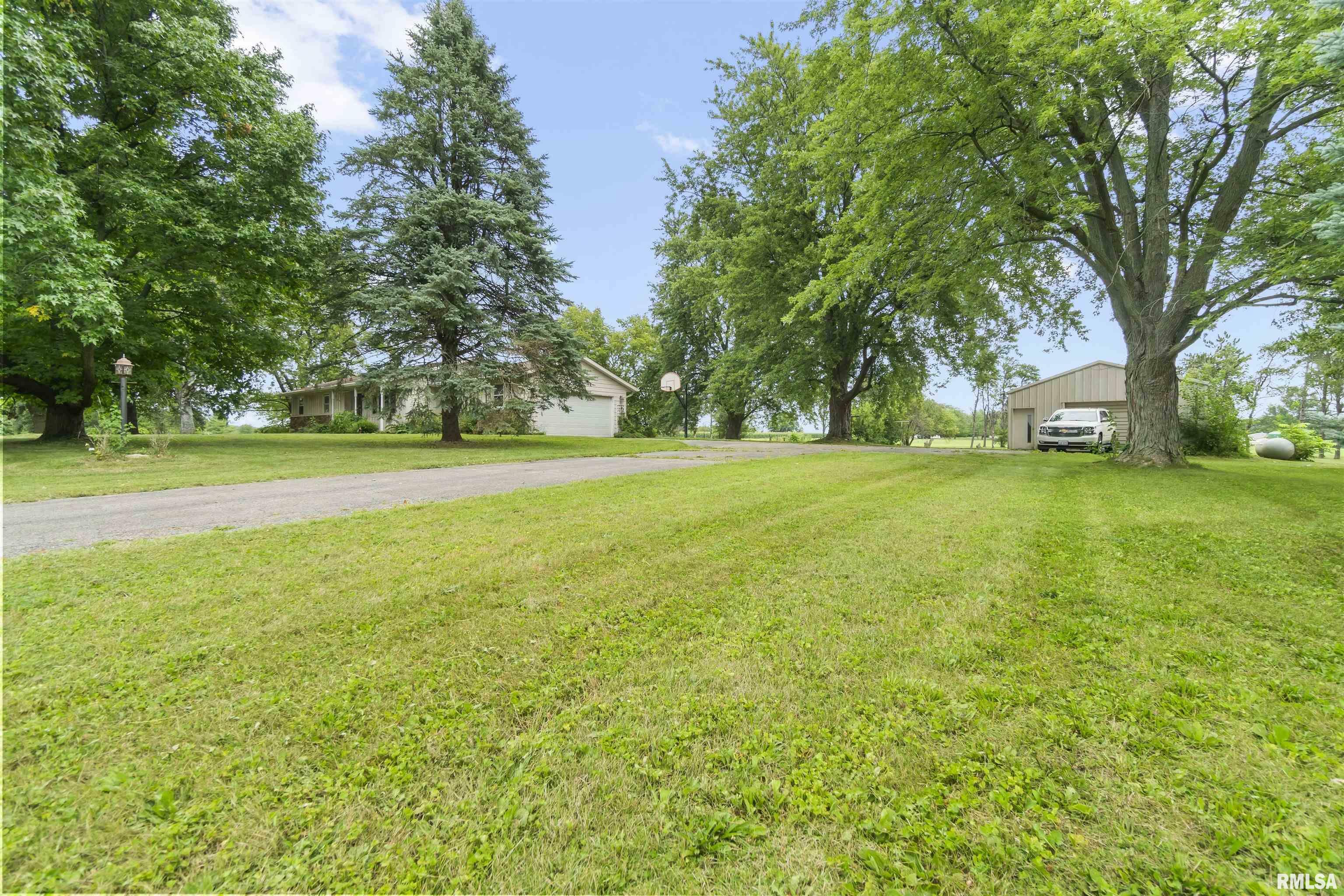 Property Photo:  21956 Springer Court  IL 61550 