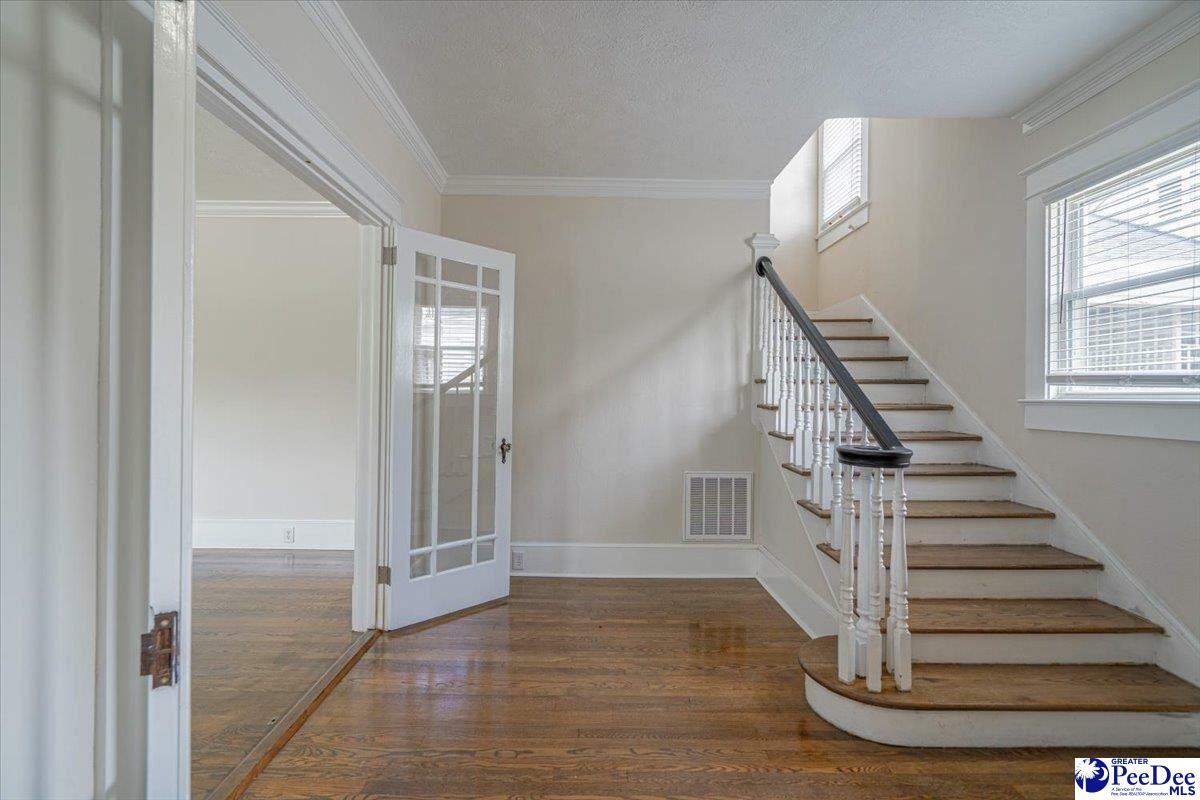 Property Photo:  904 Madison Avenue  SC 29501 