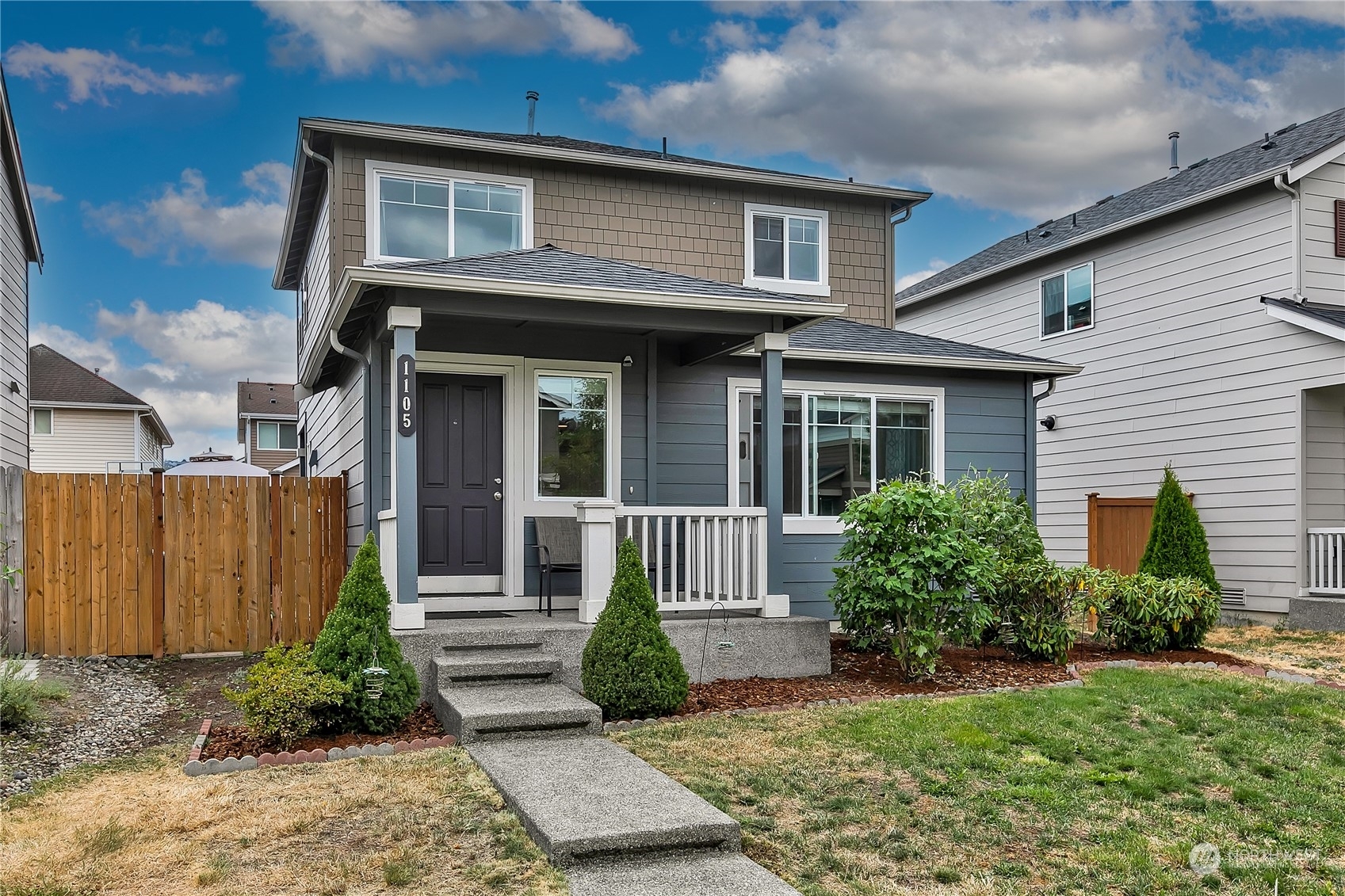 Property Photo:  1105 Ross Avenue NW  WA 98360 