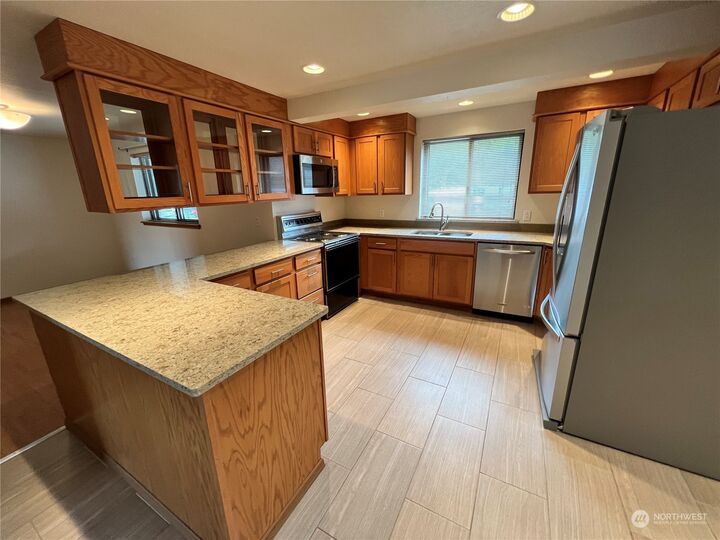 Property Photo:  509  19th Avenue  WA 98354