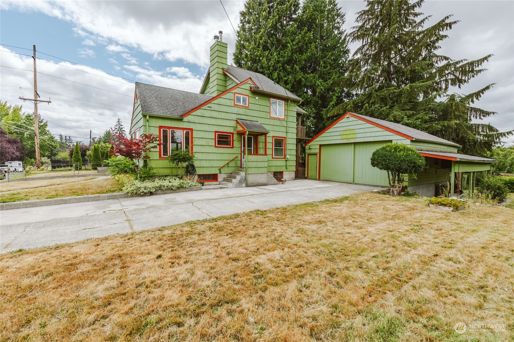 Property Photo:  915 Central Street SE  WA 98501 