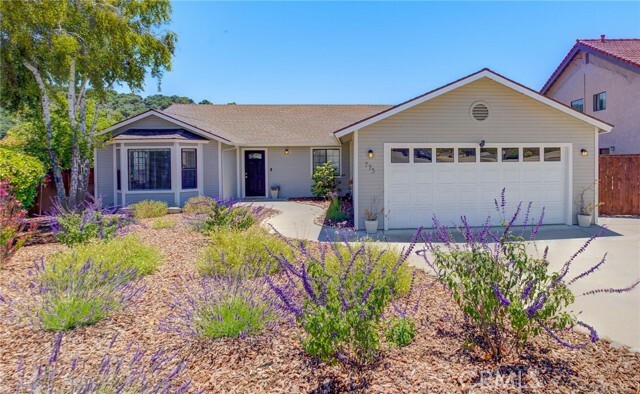 Property Photo: 775 Cardinal Court CA 93420