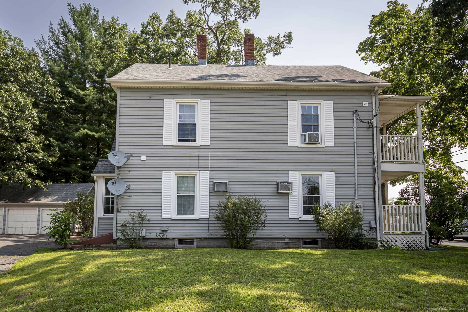 Property Photo:  127 High Street  CT 06040 