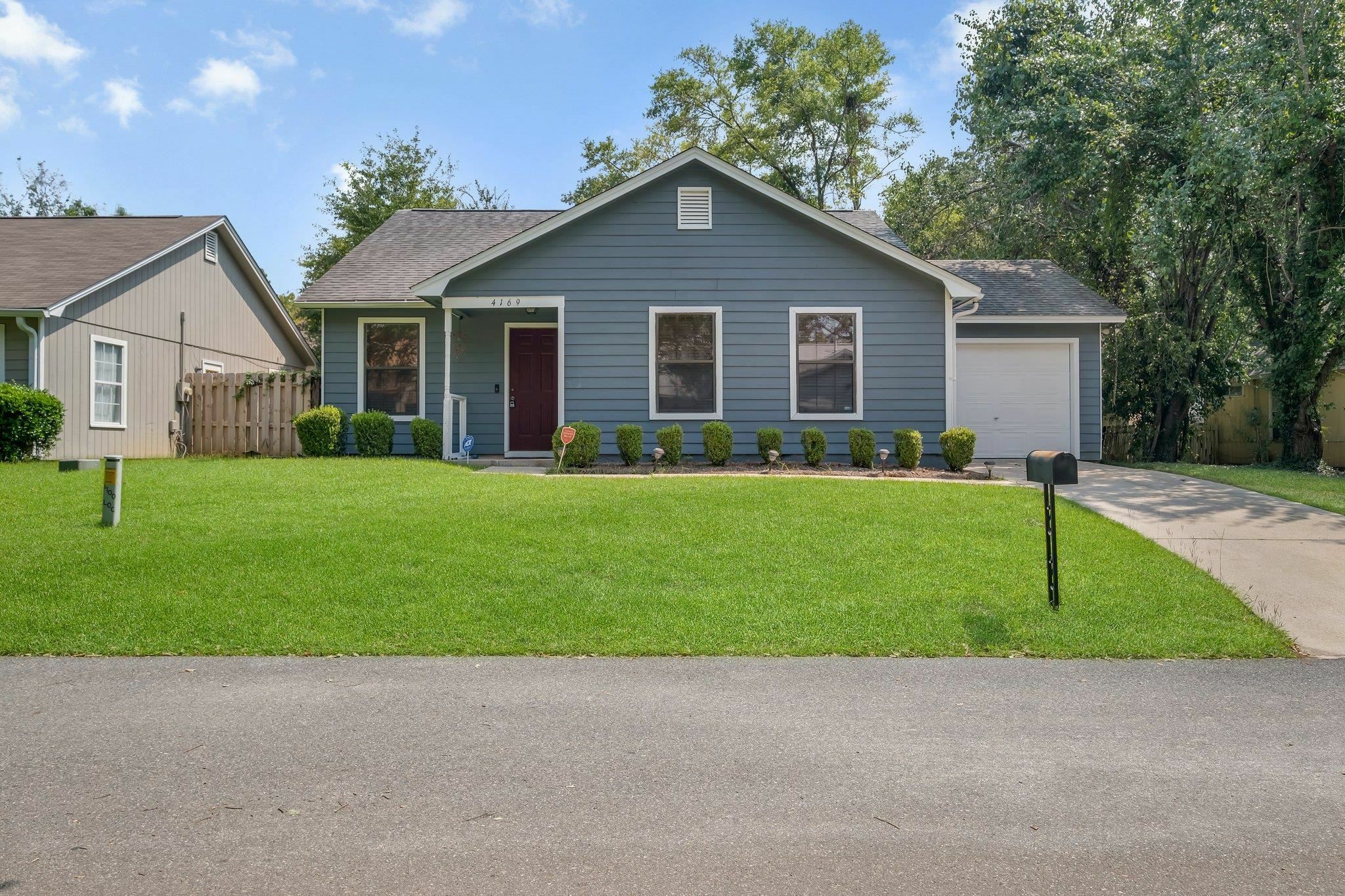 Property Photo:  4169 Laurel Oak Circle  FL 32311 