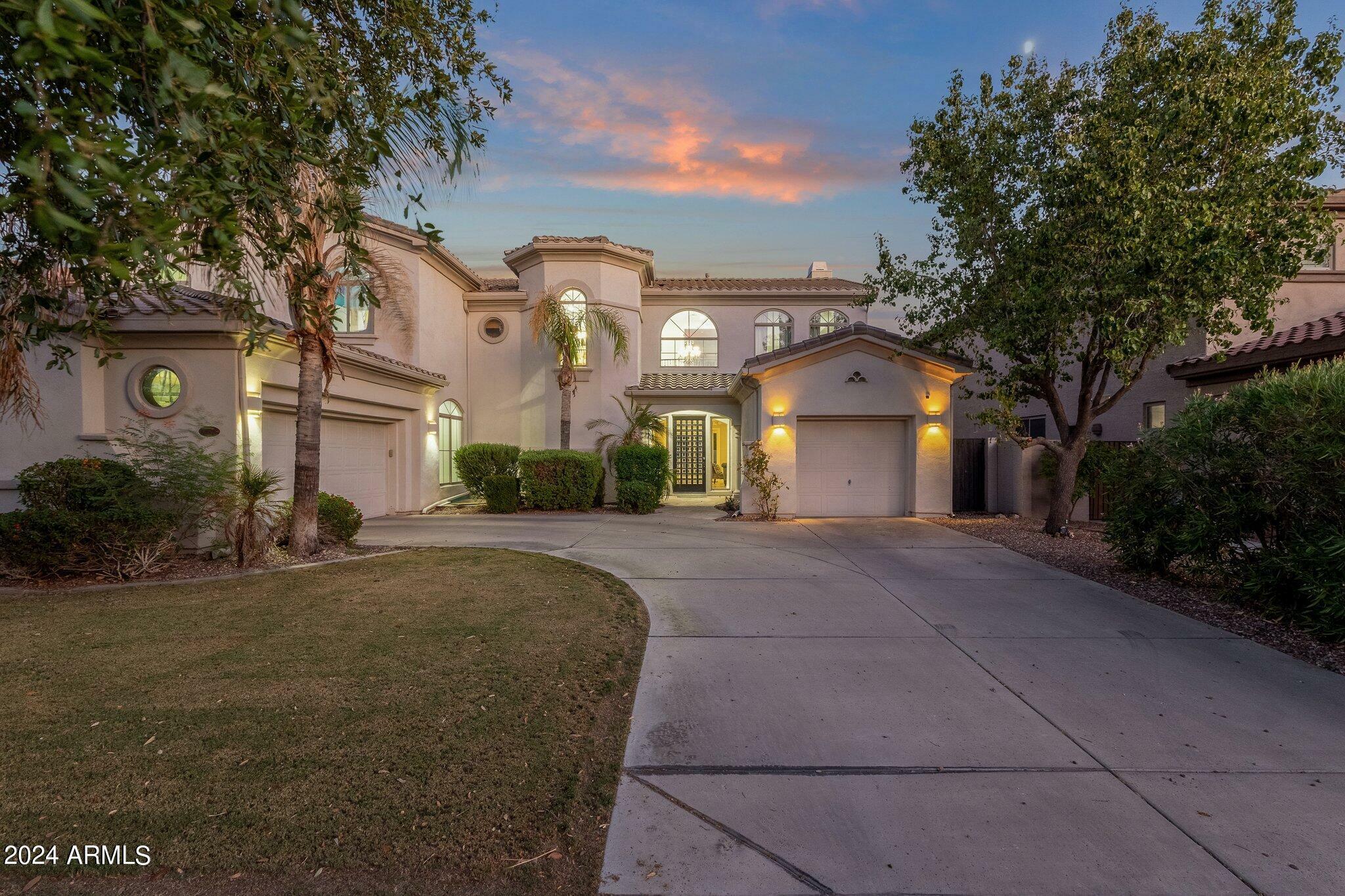 Property Photo:  4497 E Carriage Way  AZ 85297 