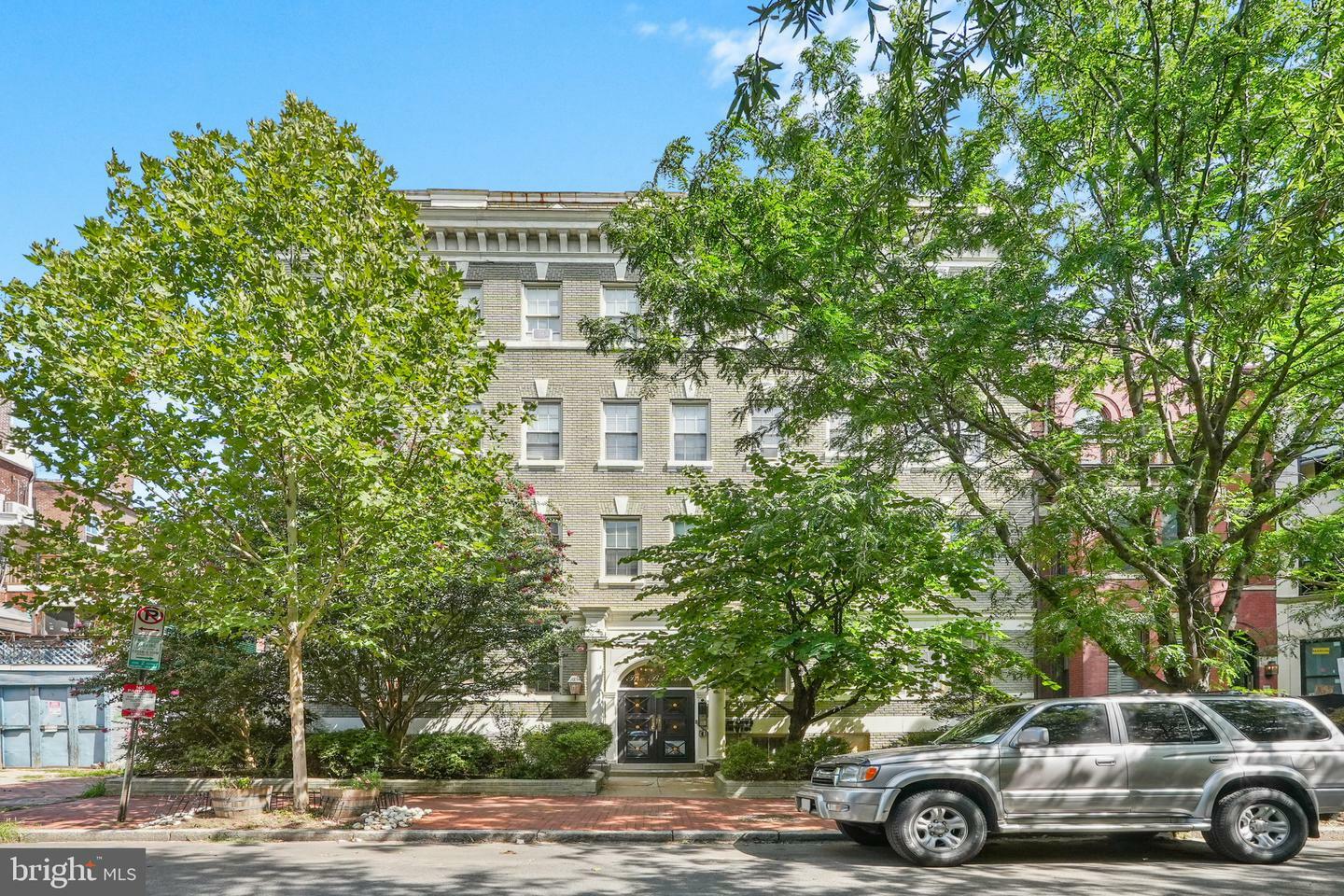 Property Photo:  1833 S Street NW 5  DC 20009 