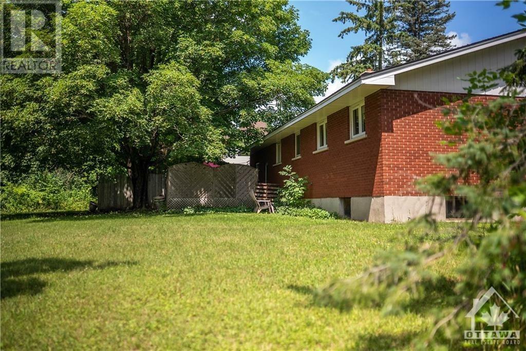 Property Photo:  3785 Carp Road  ON K0A 1L0 