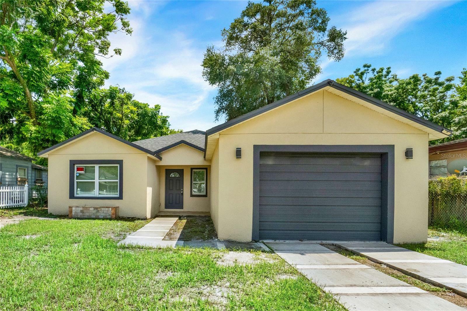 Property Photo:  1424 18th Street  FL 32805 