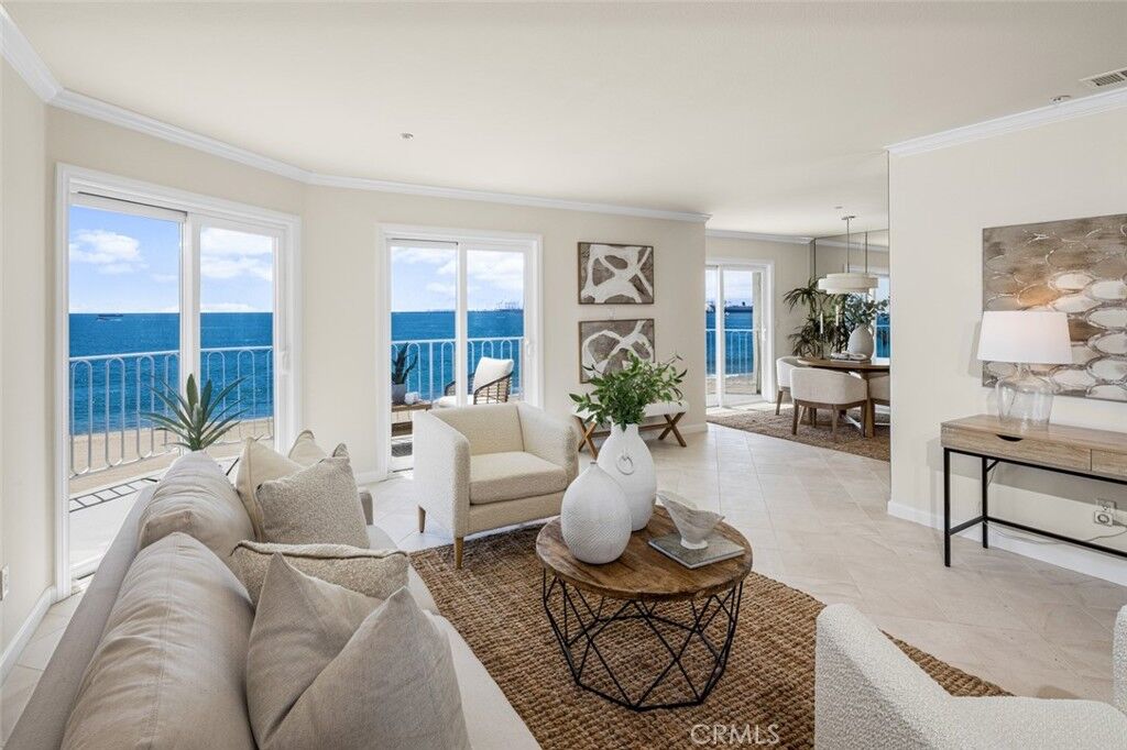 Property Photo:  25 15th Place 601  CA 90802 