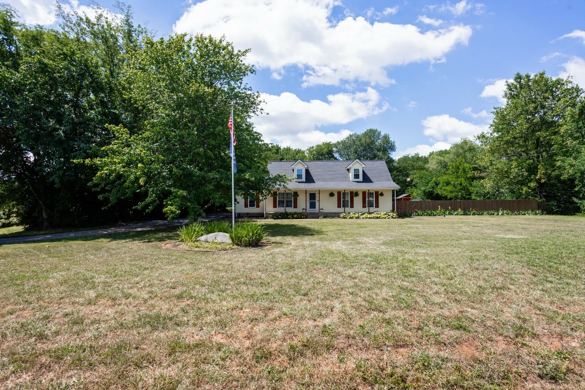 Property Photo:  2903 Windsong Ct  TN 37129 