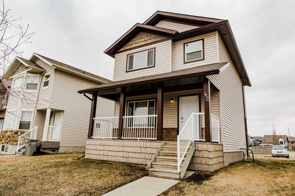 42 Pinnacle Street  Grande Prairie AB T8W 0A9 photo