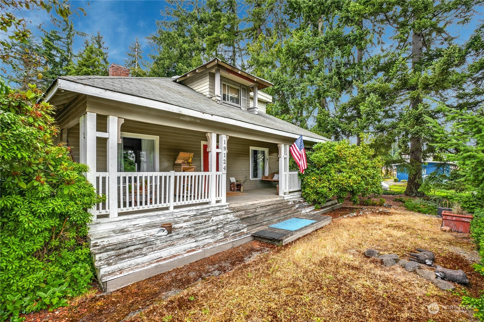 Property Photo:  19124 36th Avenue W  WA 98036 