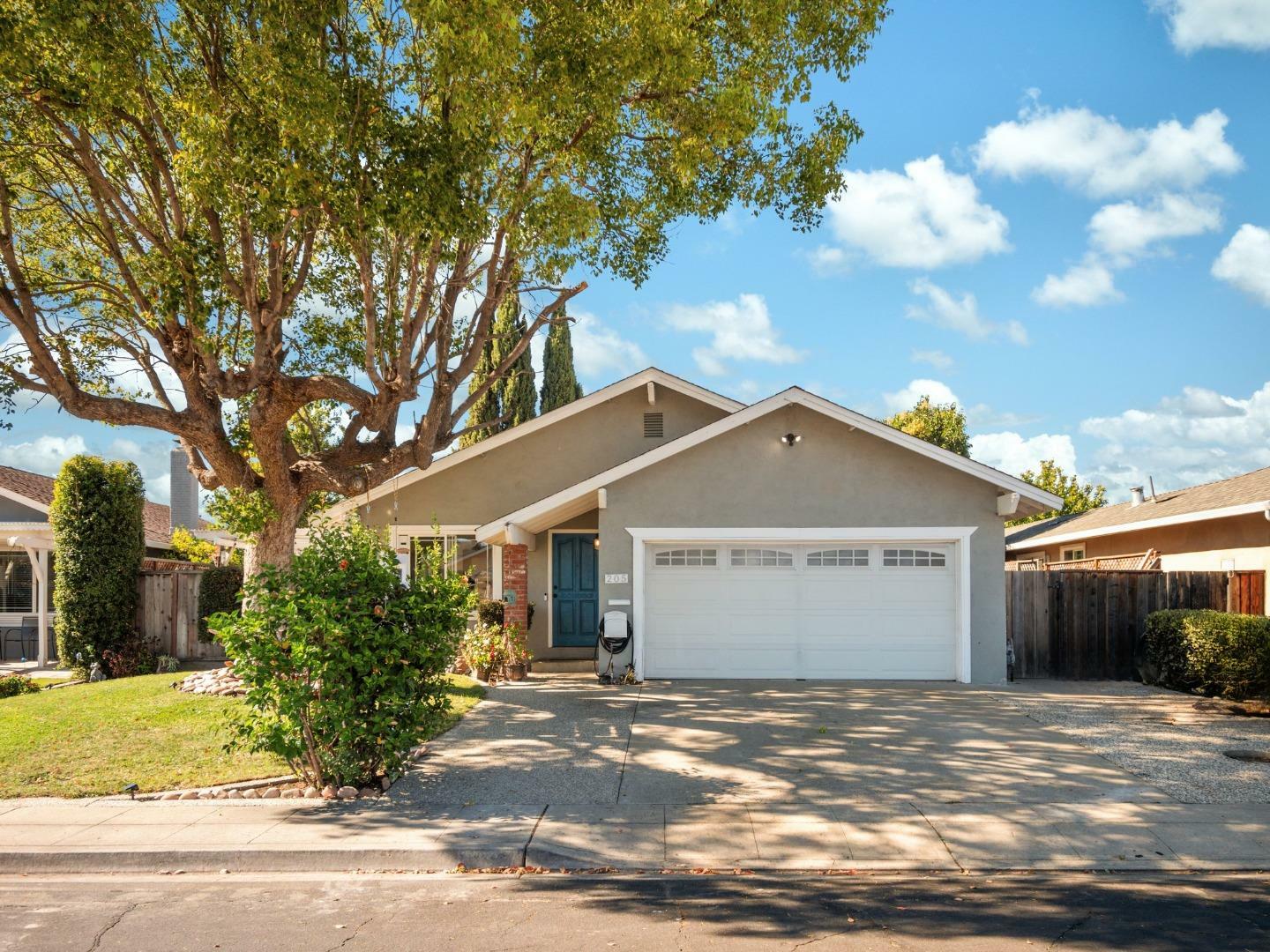 Property Photo:  205 Evergreen Way  CA 95035 