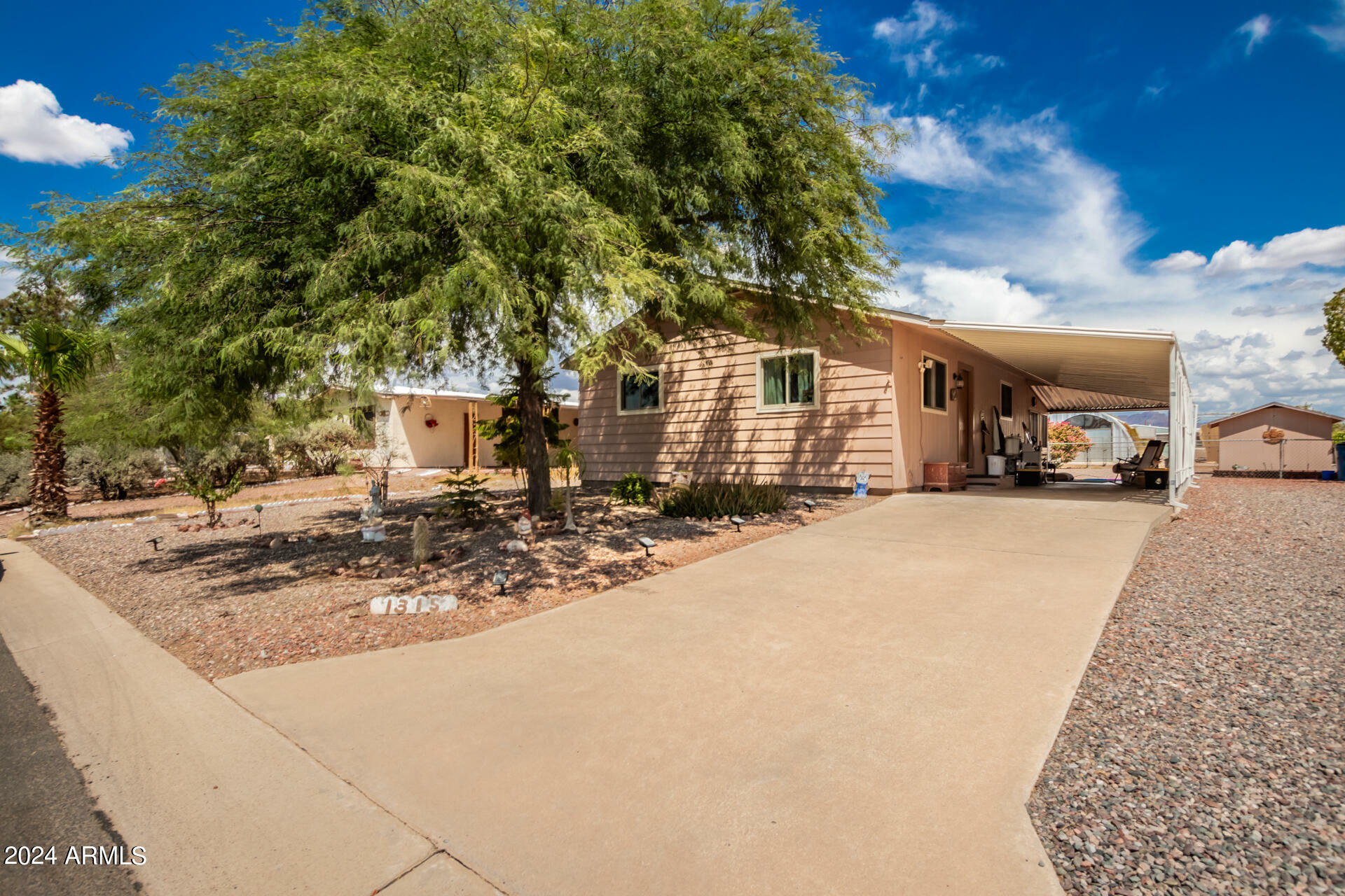 Property Photo:  1315 S Desert View Place  AZ 85120 